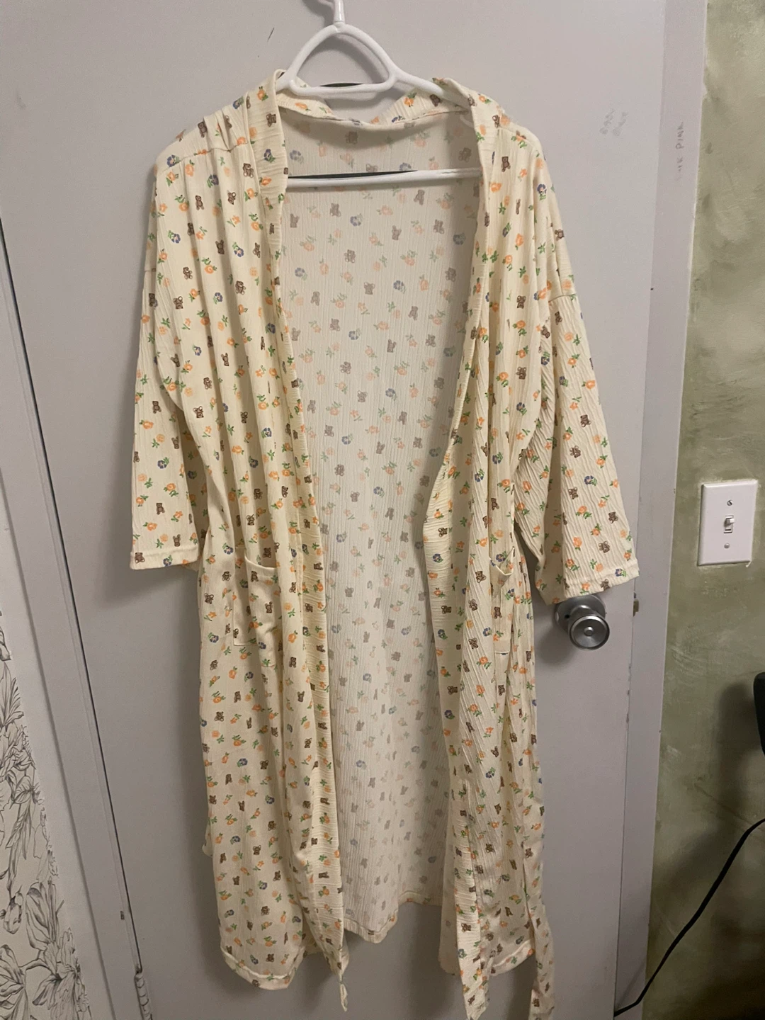 Cream Robe with Bear and Flower Print - photo 2