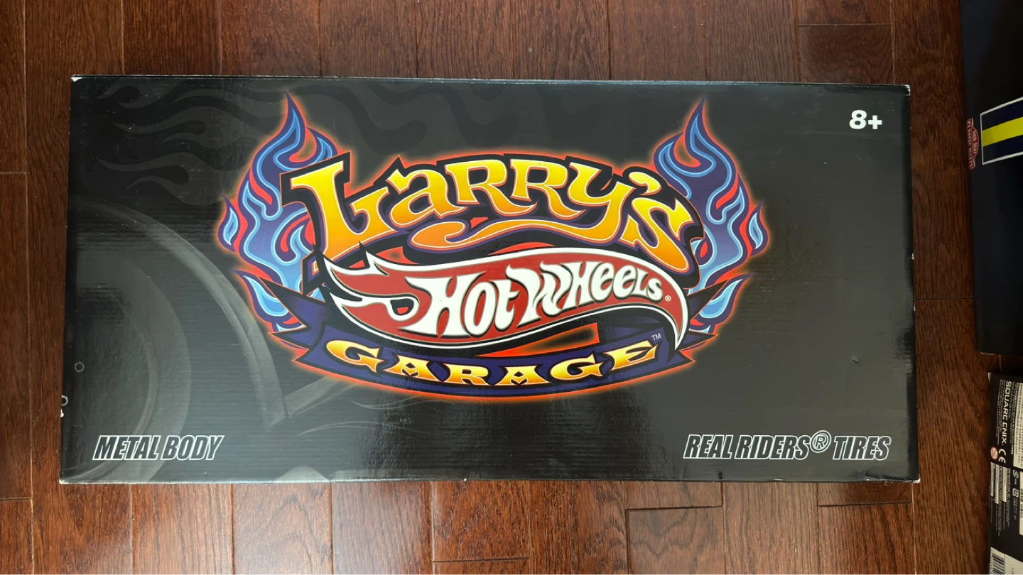 Larry’s Hot Wheels Garage 21-Car Collection Pass’n Gasser