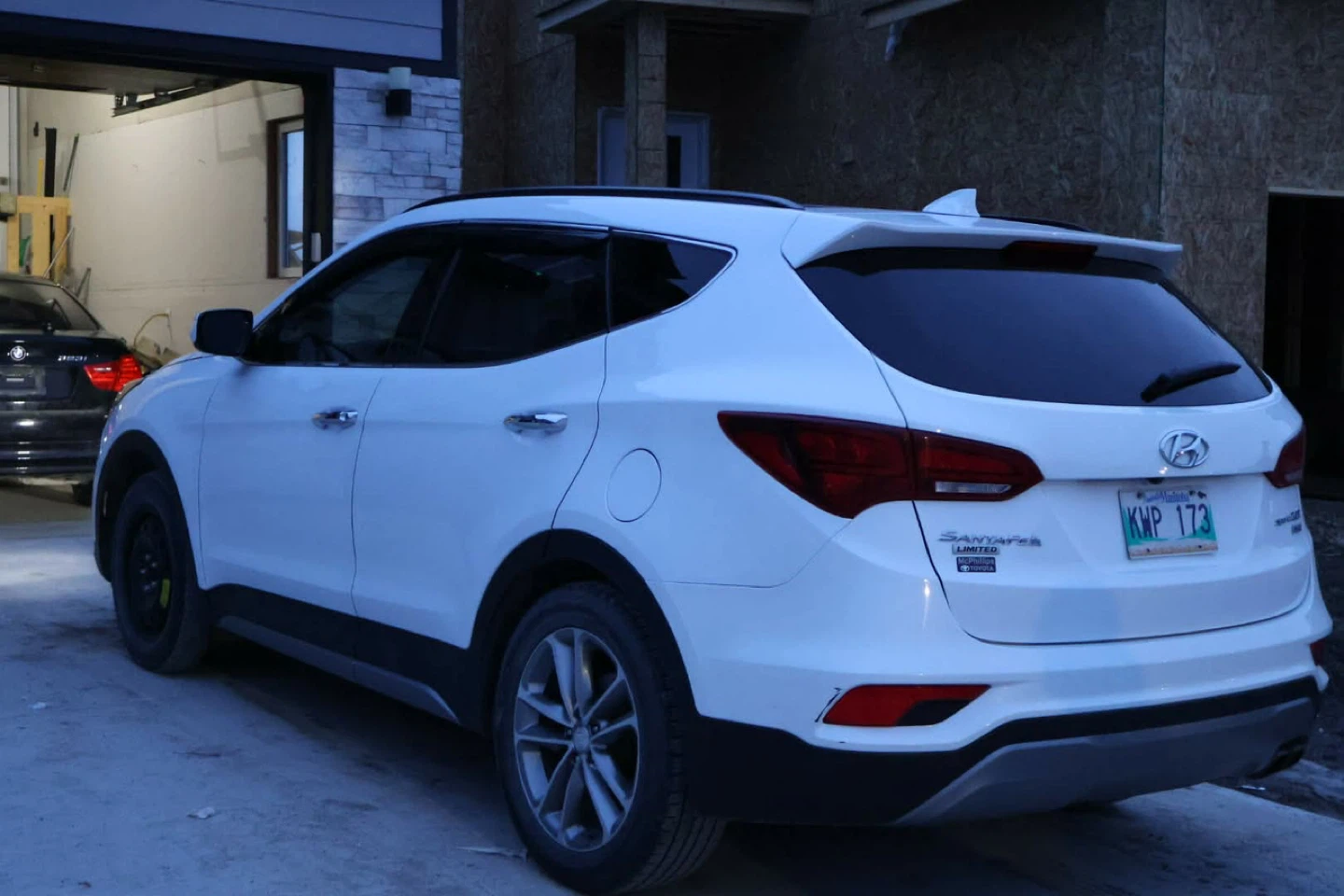 Hyundai Santa Fe Limited Sport 2.0T AWD SUV - photo 2