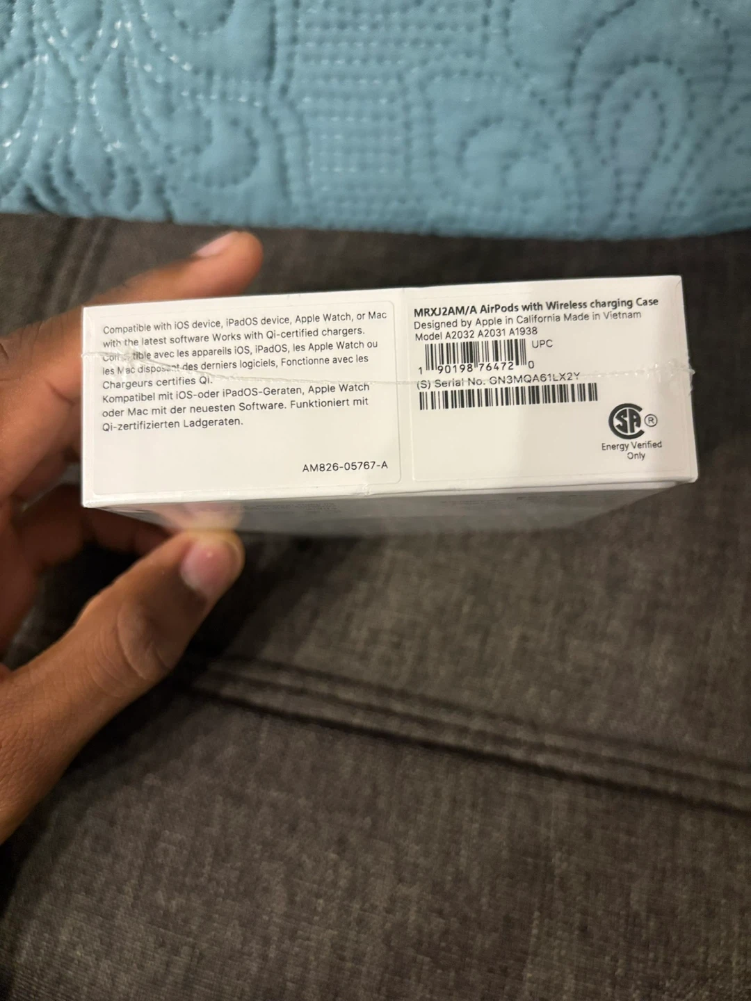 Apple AirPods Gen 2with Wireless Charging Case - photo 3