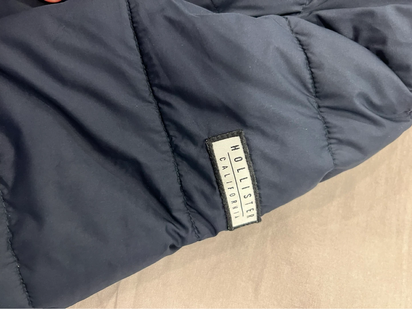 Hollister Puffer Jacket - photo 3