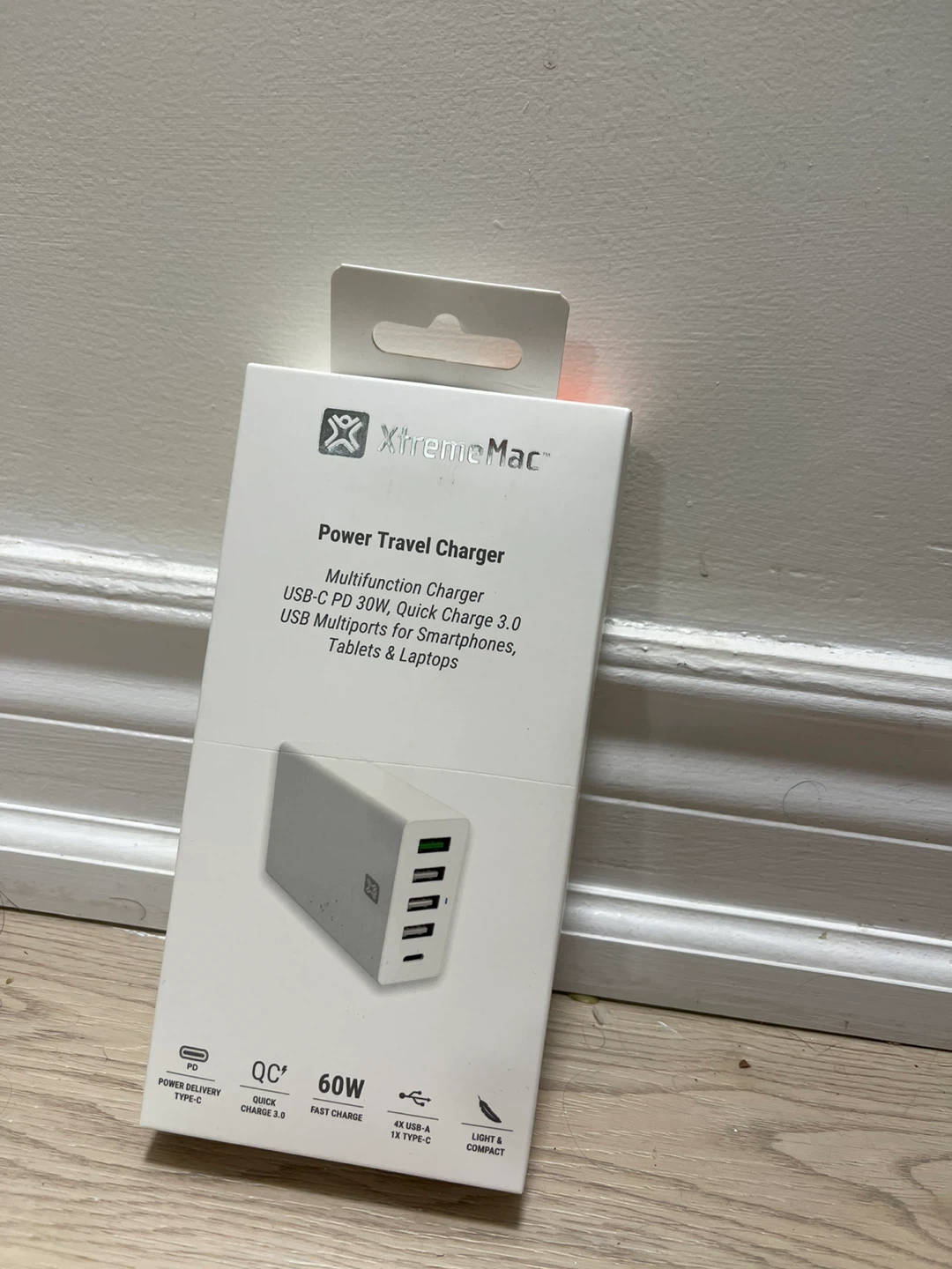 XtremeMac Power Travel Charger 60W Multifunction