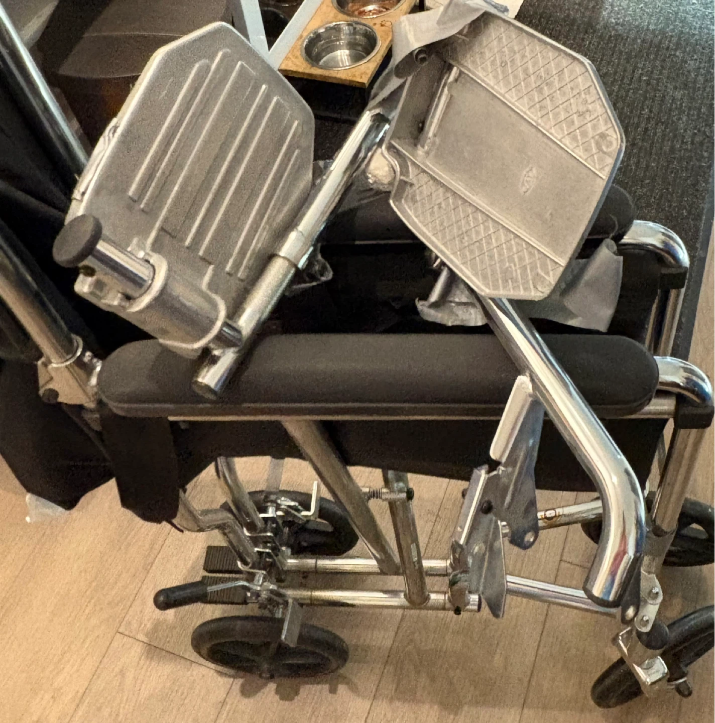Folding Transport Wheelchair - photo 3