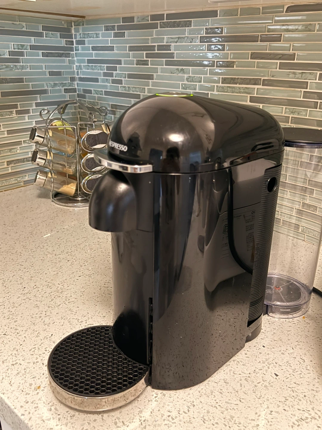 Nespresso Coffee Machine - photo 2