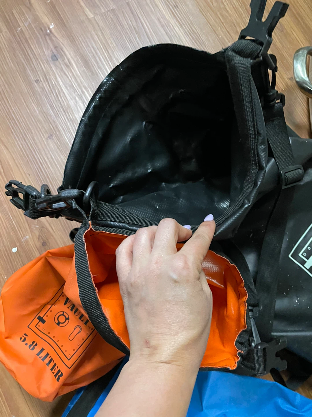 Dry Vault Dry Bags - 50L, 10L, 5.8L - photo 3