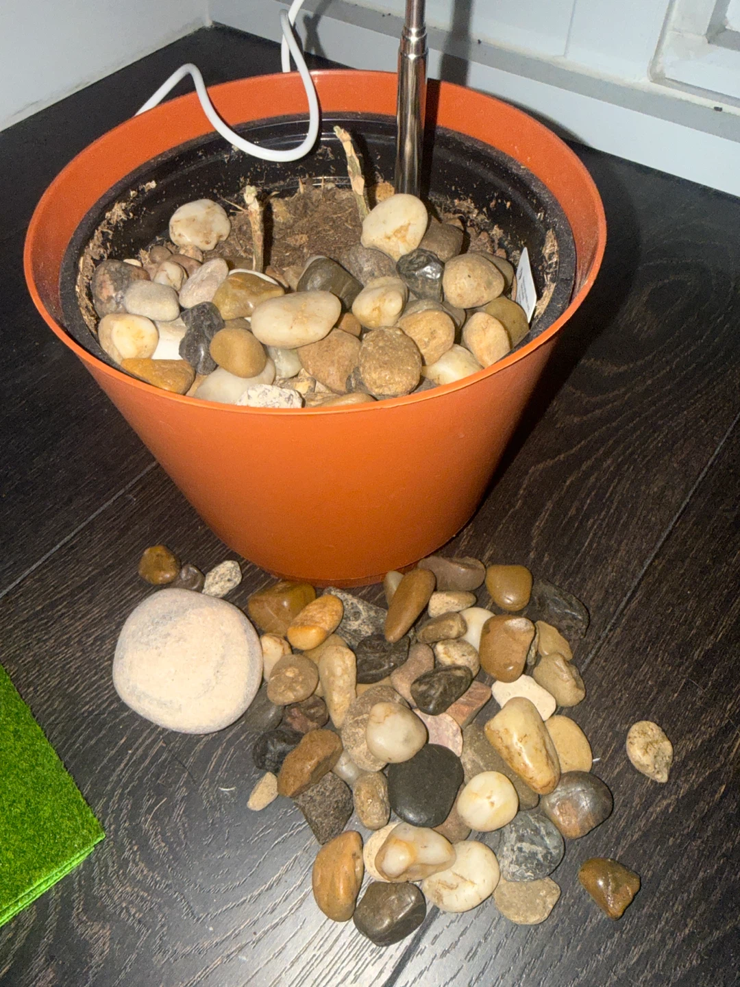 Decorative and gardening items - photo 4