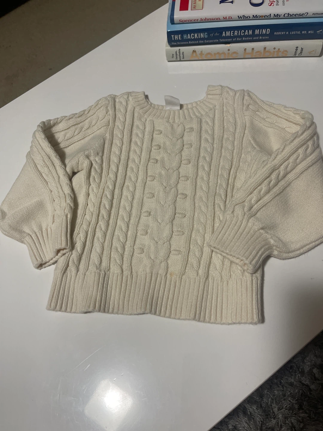 Cream Cable Knit Sweater ⚽