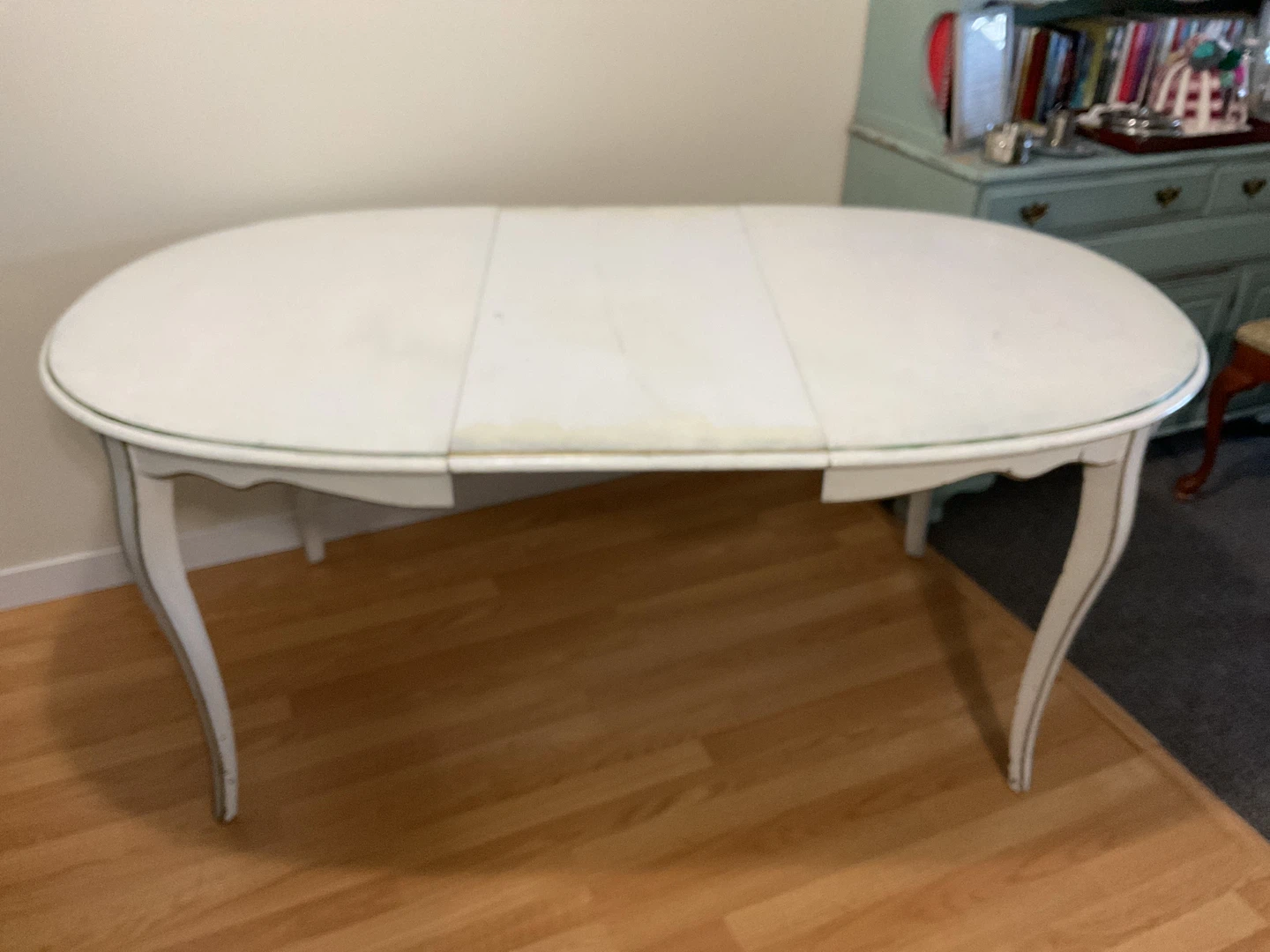 White Oval Extendable Dining Table - photo 2
