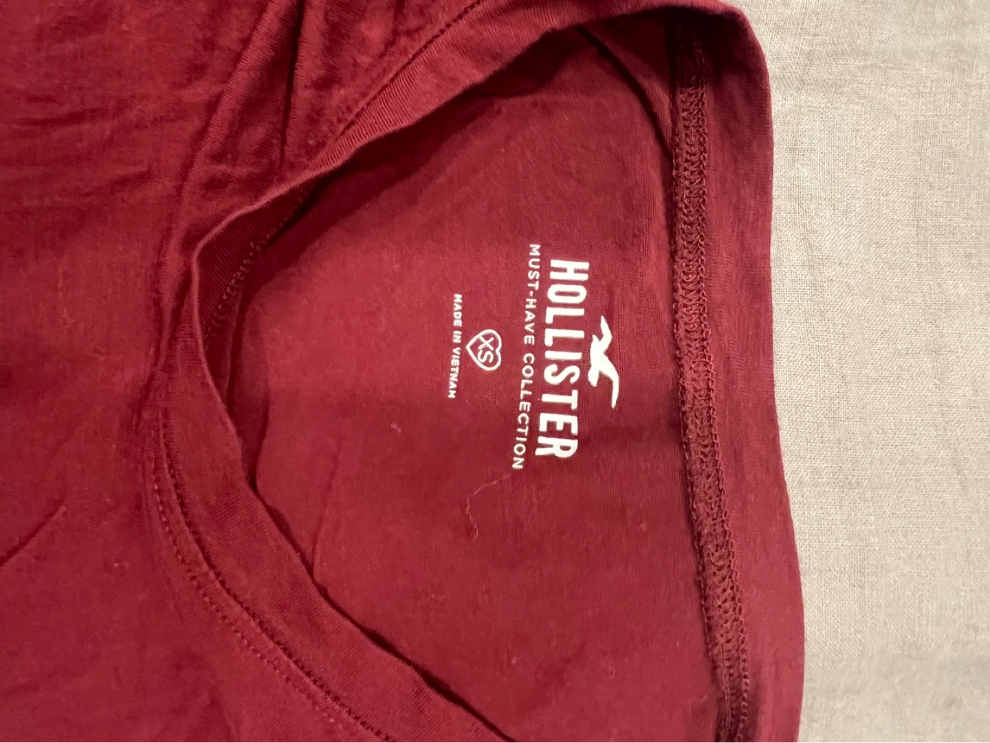 Hollister Long Sleeve T-Shirt XS