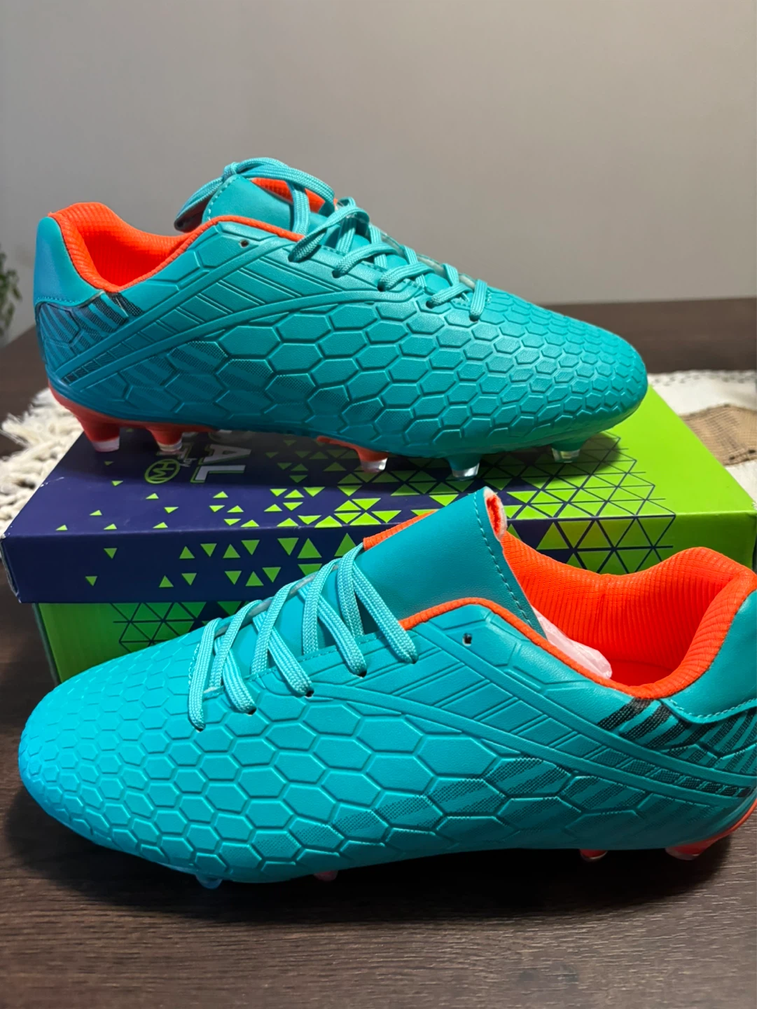 Hawkwell Men's Big Kid Soccer Cleats Size 7 Green
