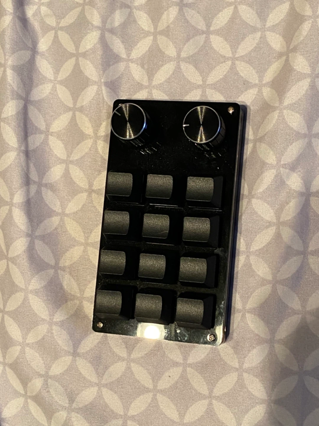 Custom Programmable Macro Pad with Knobs