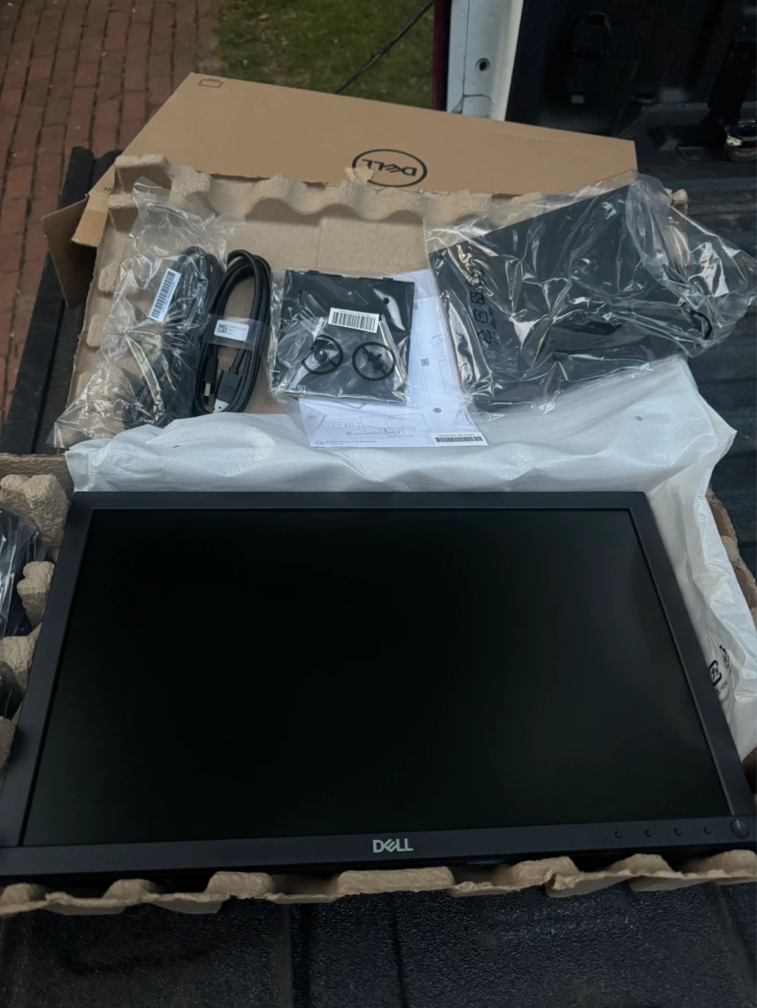 Dell E1920H 19-Inch Monitor - photo 2