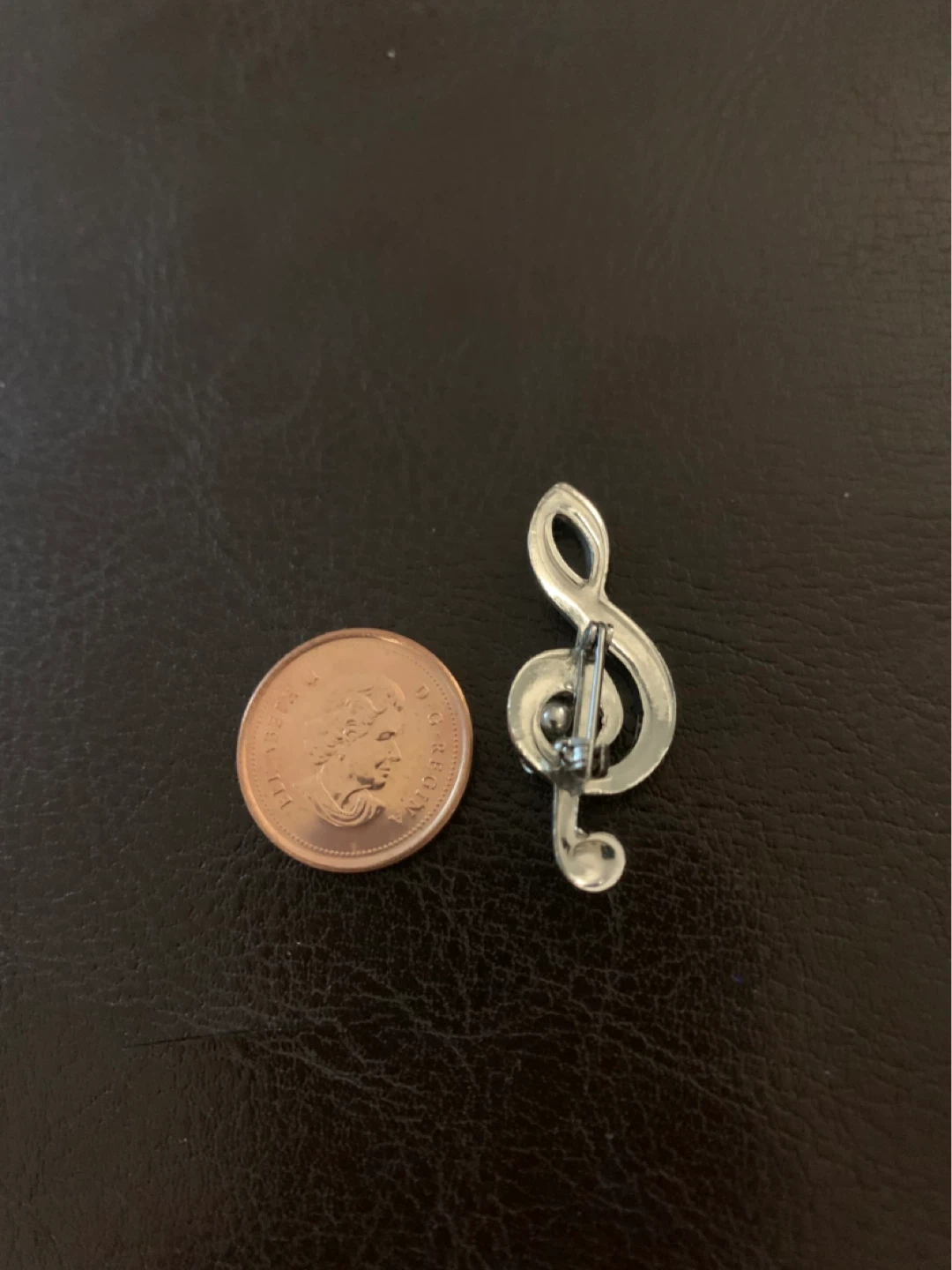 Miniature Treble Clef Brooch with Blue Stone ⚽️ - photo 2
