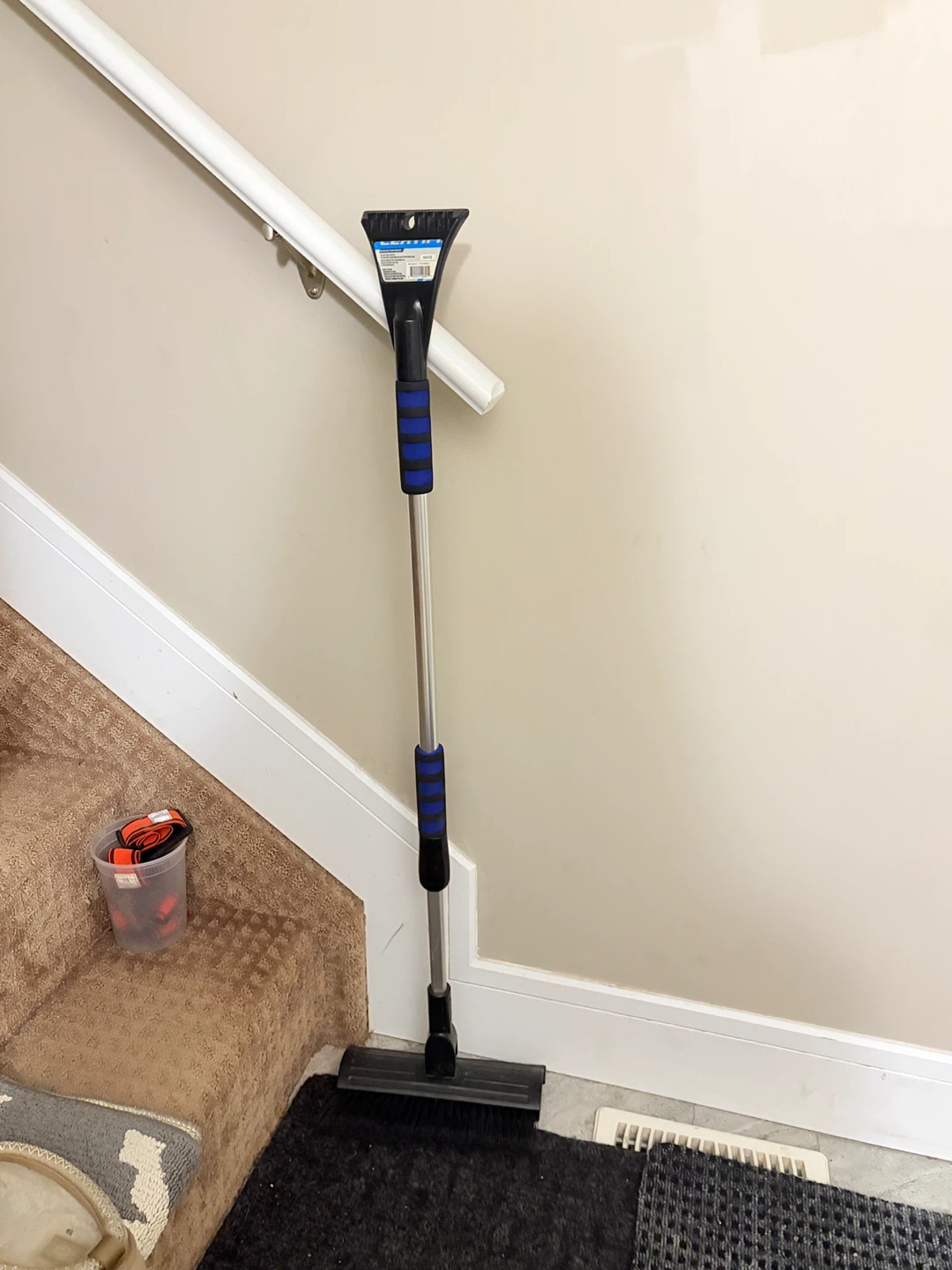 car snow brush