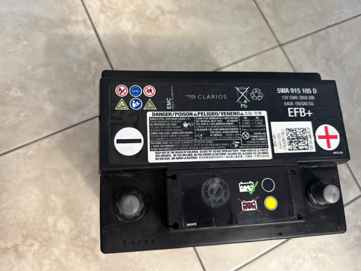 Clarios Car Battery 5WA 915 105 D EFB+