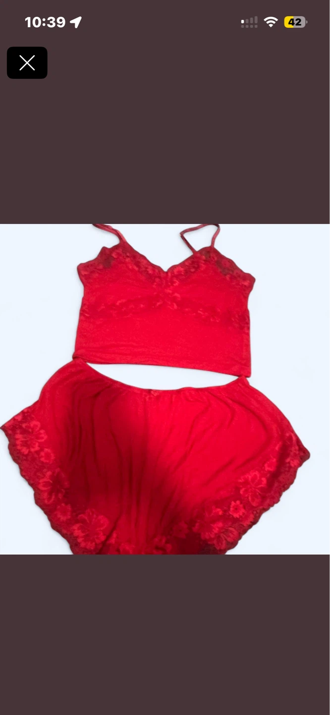 Red Lace Trim Cami and Shorts Pajama Set ⚽️