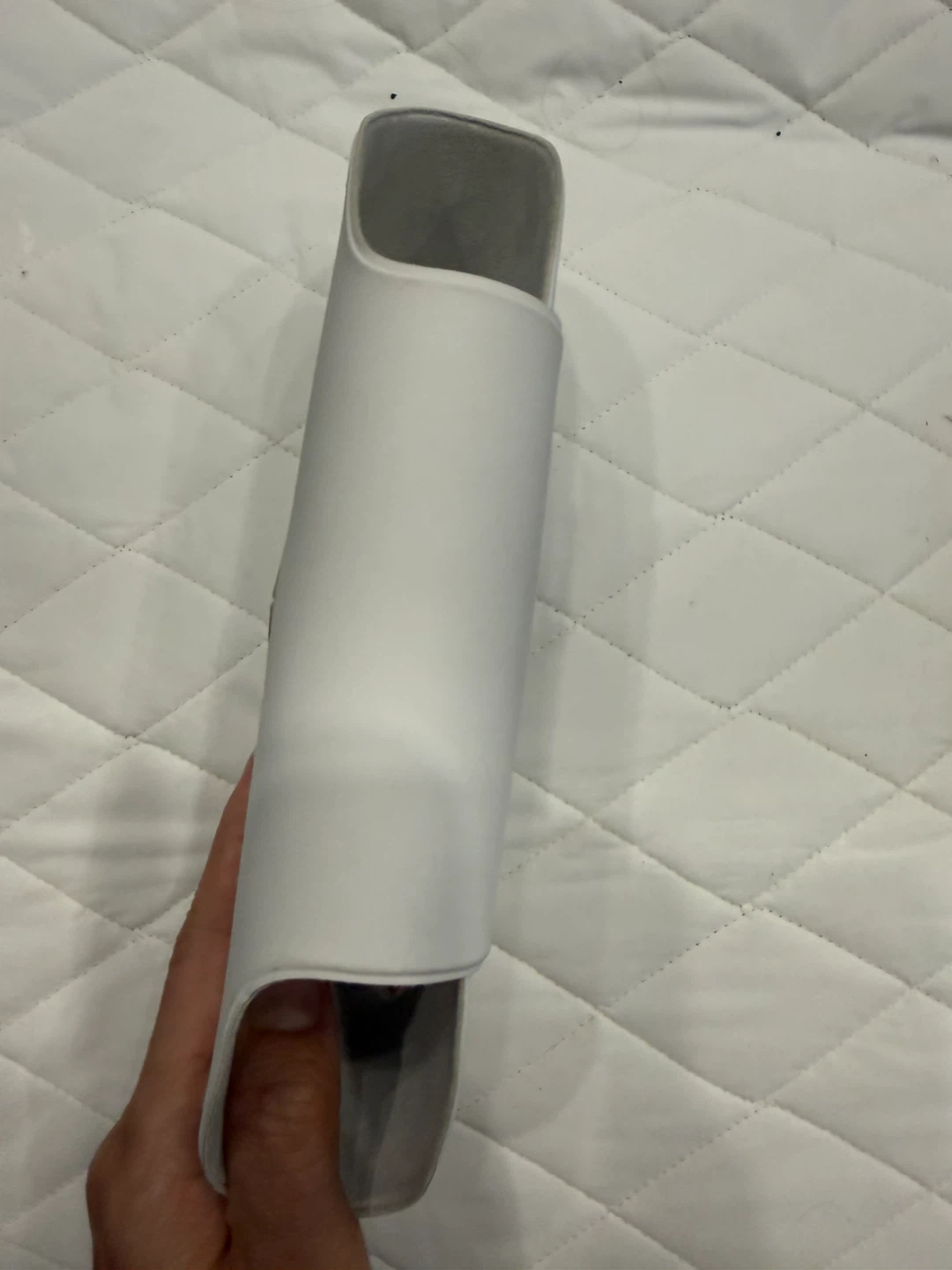 Apple AirPods Max Case - photo 3