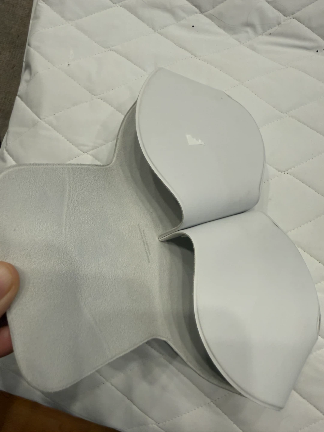 Apple AirPods Max Case - photo 4