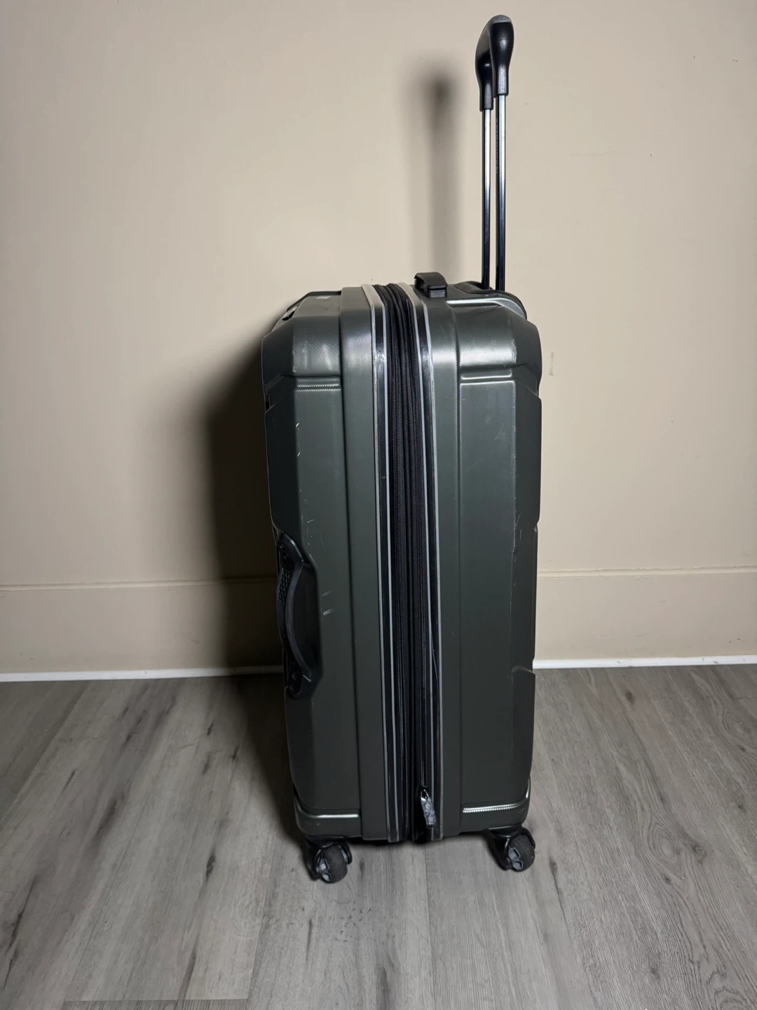 American Tourister Suitcase - photo 3
