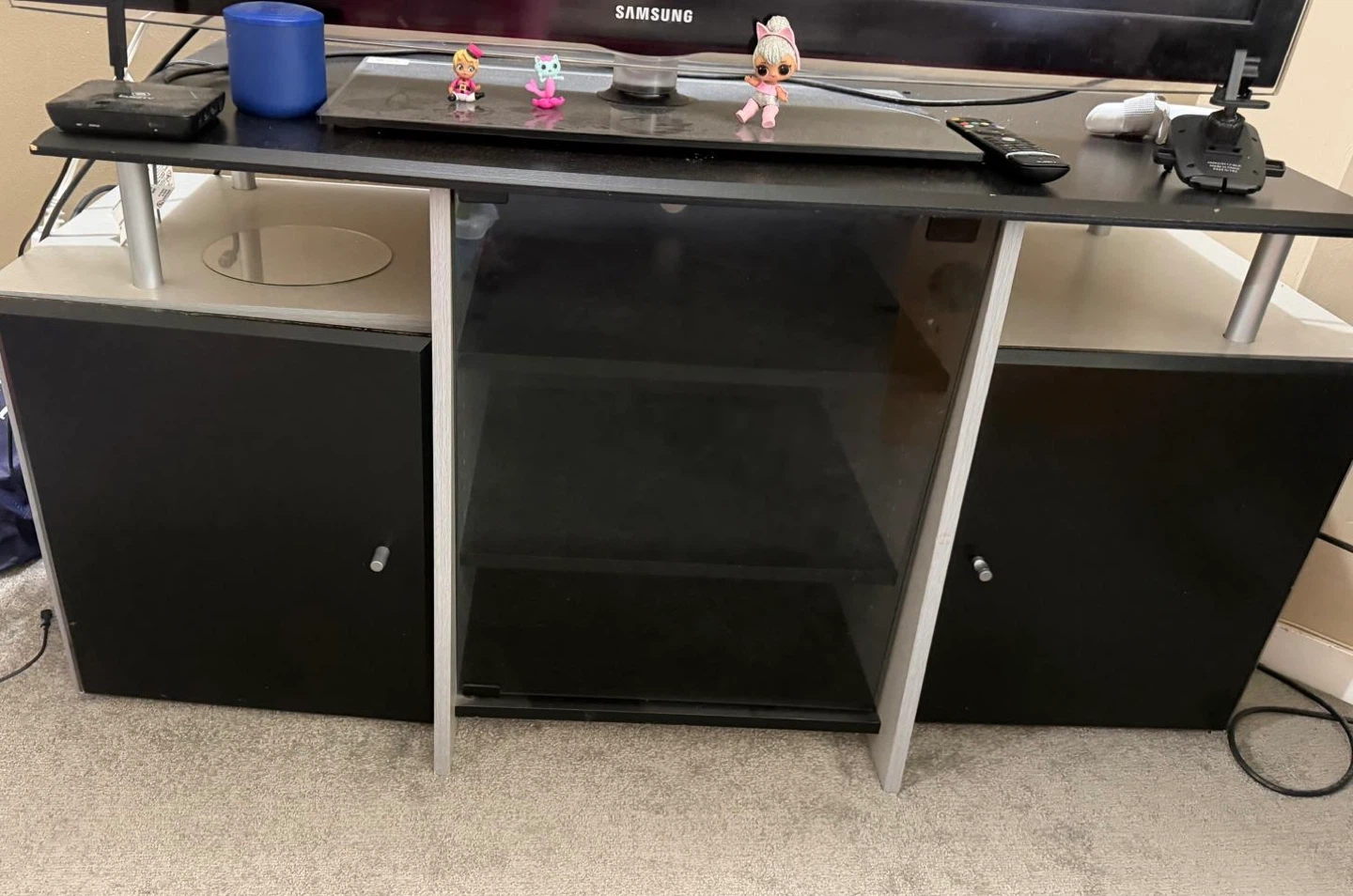 Tv stand