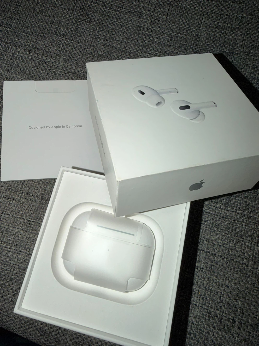 Apple AirPods Pro (2nd Generation) with free Case - photo 4