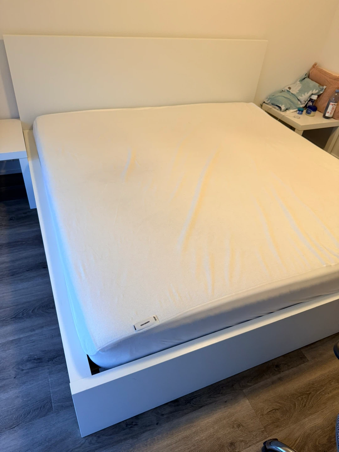 King bed + mattress - photo 3