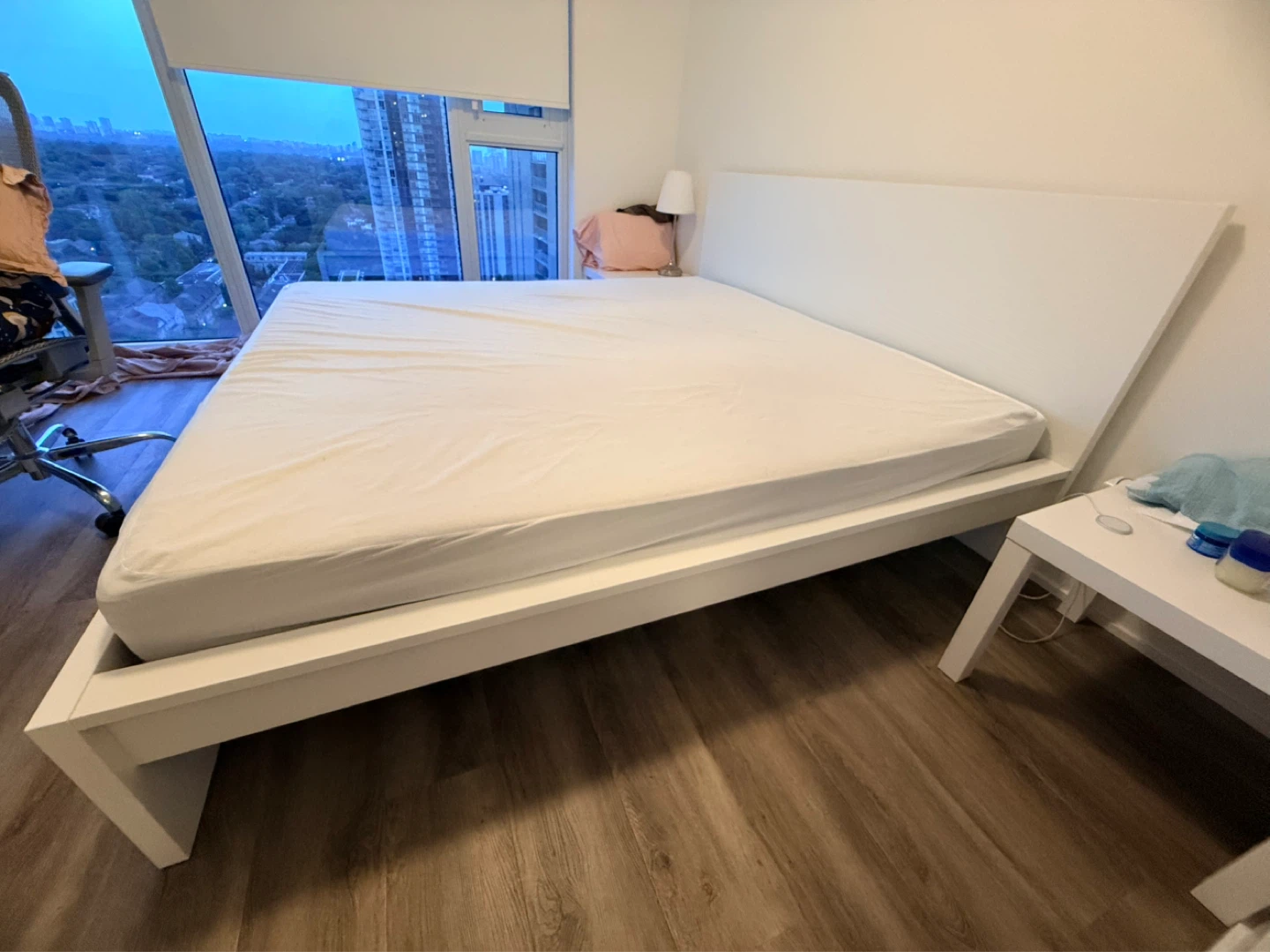 King bed + mattress - photo 2