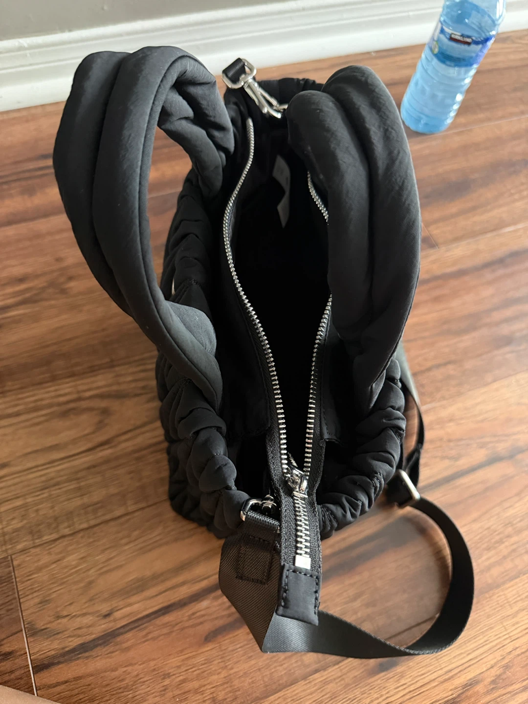 Lululemon Everywhere Crossbody Bag - photo 5