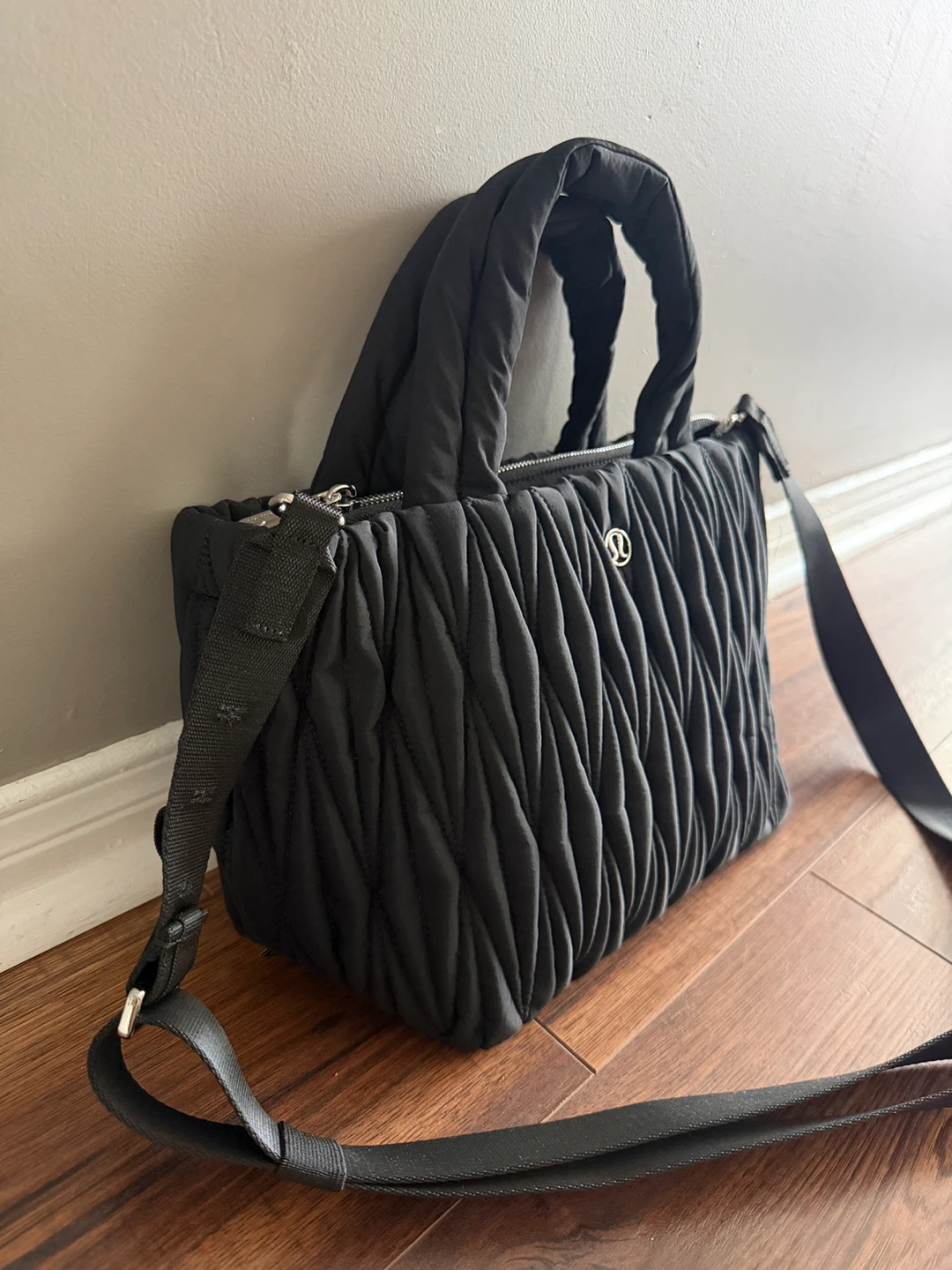 Lululemon Everywhere Crossbody Bag - photo 3