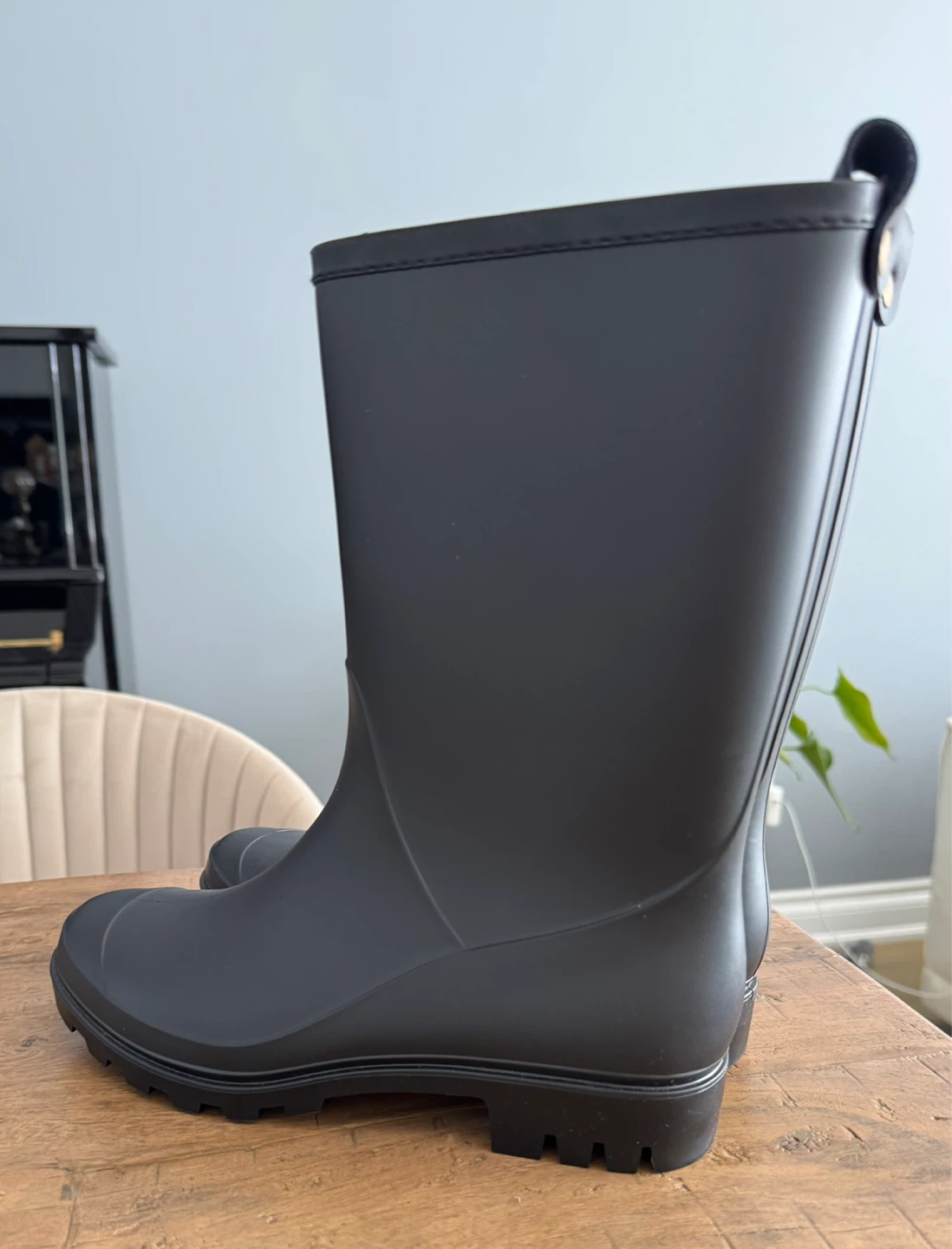 Black Rain Boots - photo 4