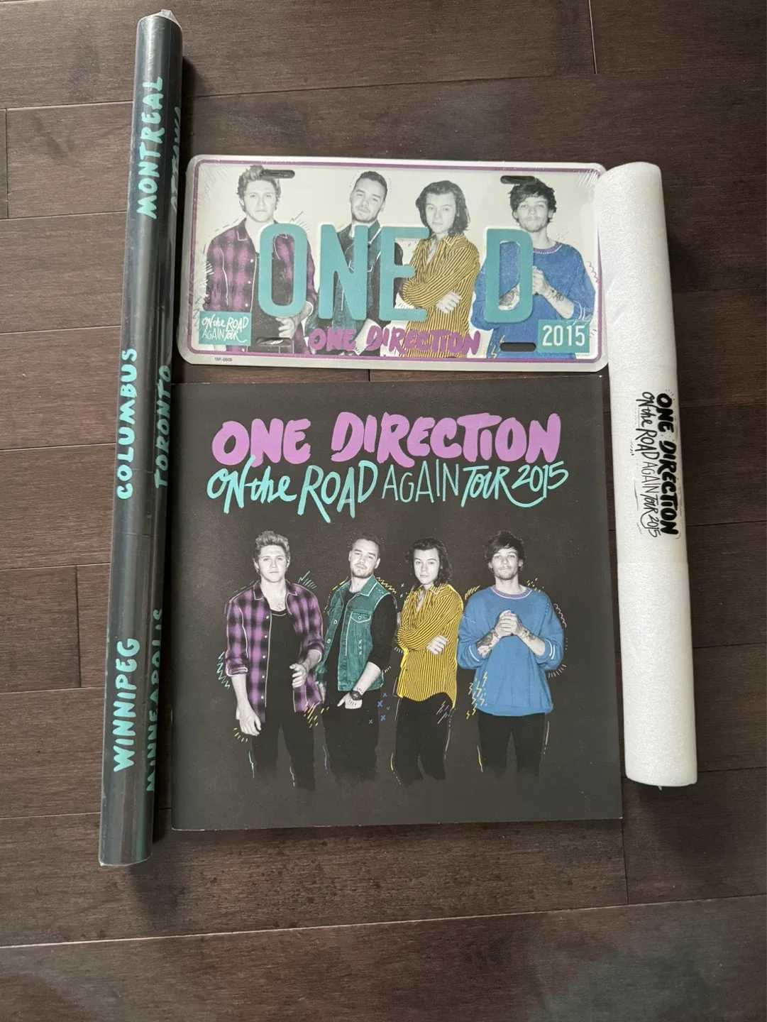 One Direction On The Road Again Tour 2015 Memorabilia ⚽