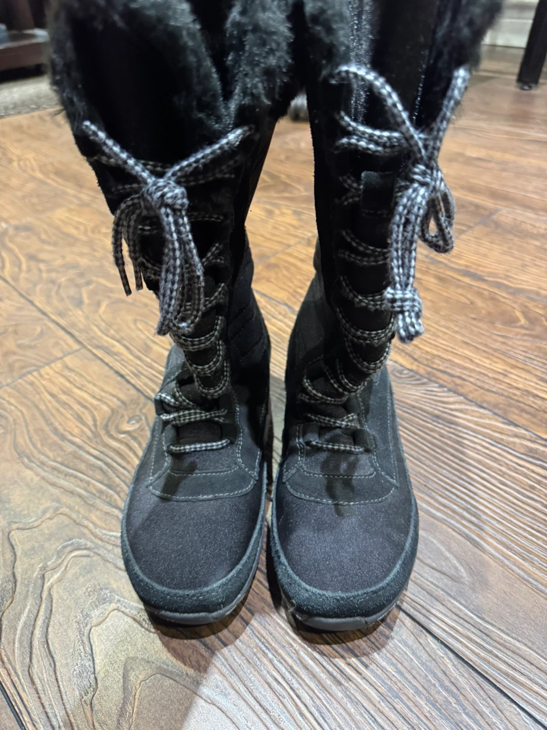 Black Winter Boots Size 6.5