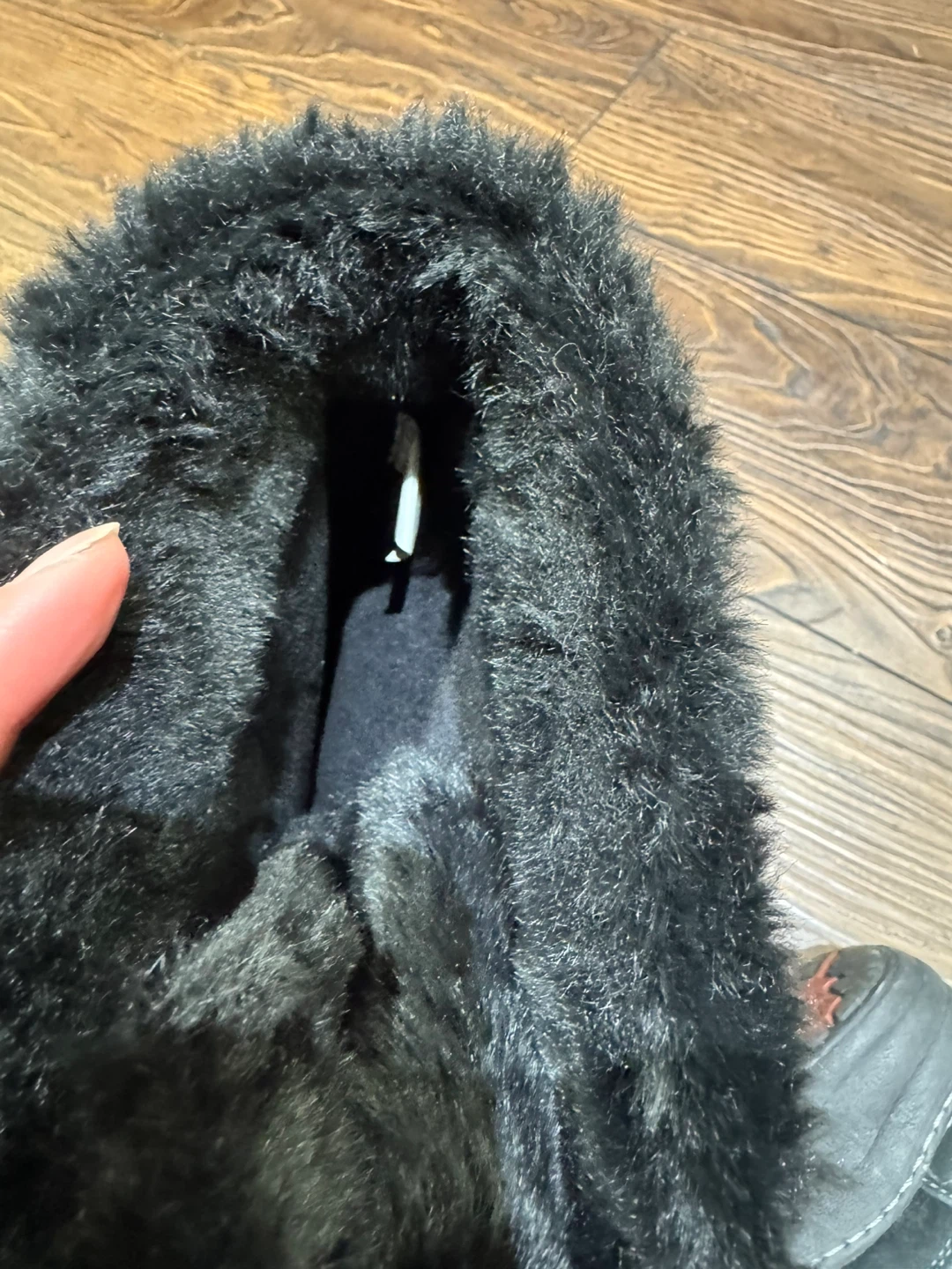 Black Winter Boots Size 6.5 - photo 3
