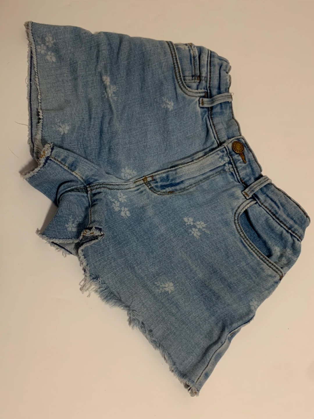 OshKosh B'gosh Denim Shorts - Size 7/7A ⚽ - photo 2