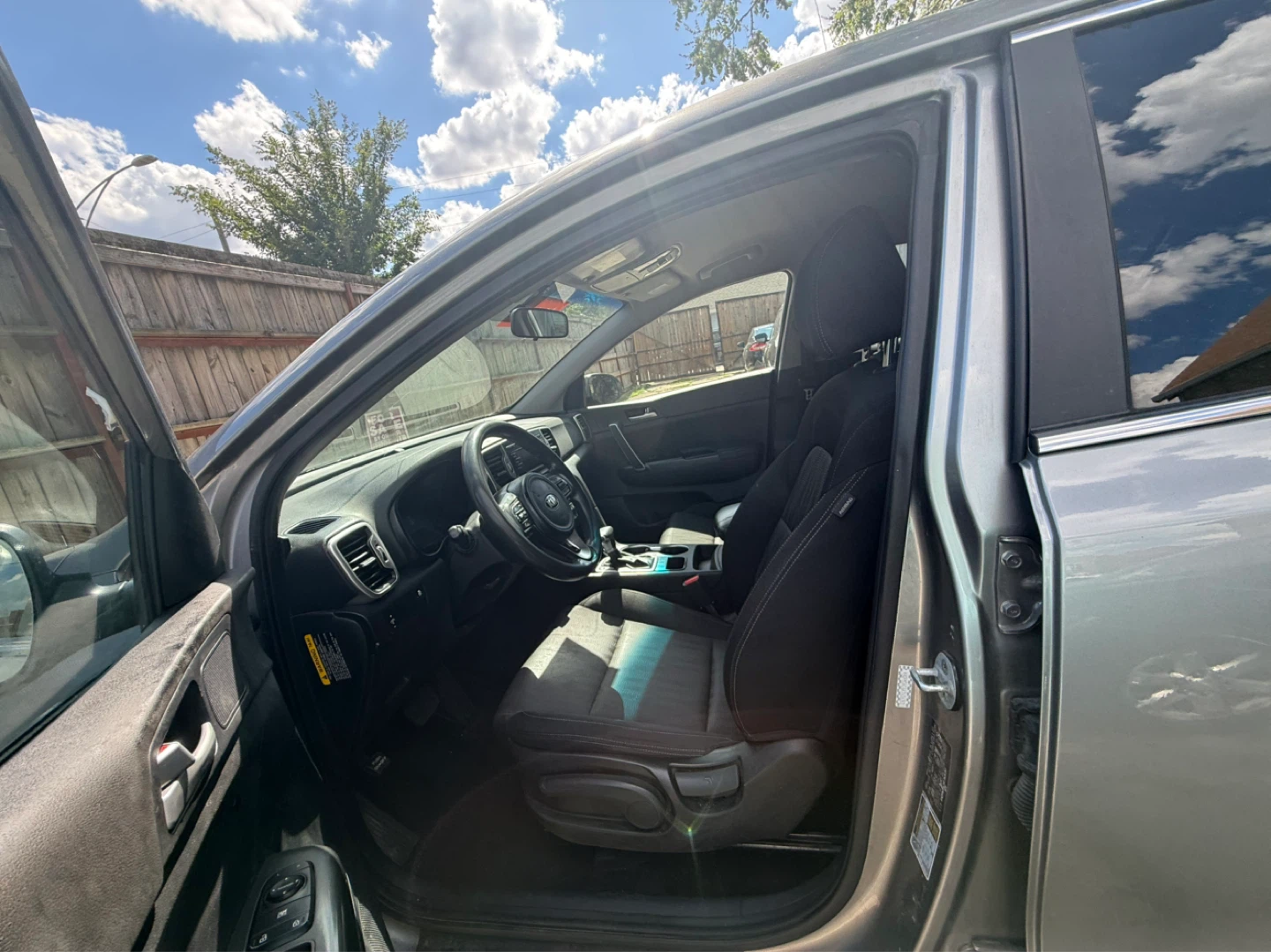 2019 Gray Kia Sportage SUV - photo 3