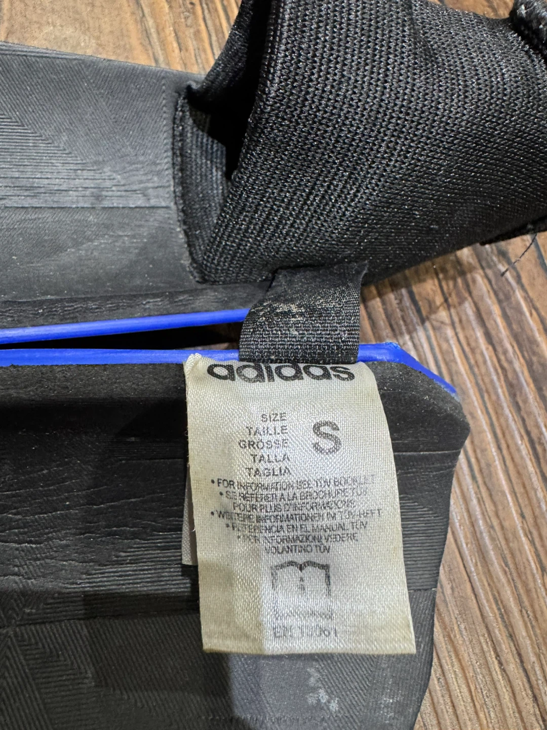 Adidas Soccer Shin Guards Size S - photo 3