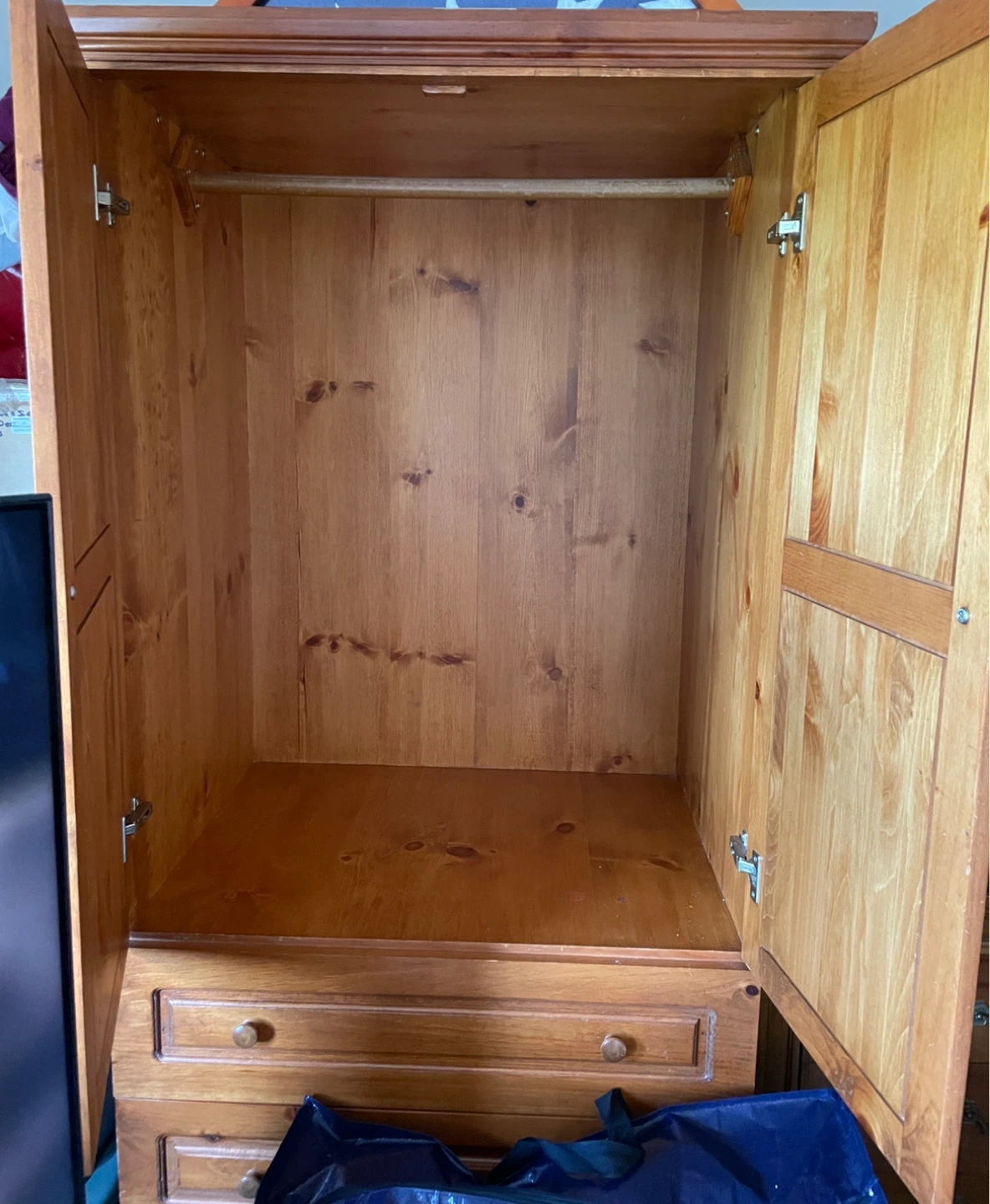 Wooden Wardrobe with Drawers - photo 3