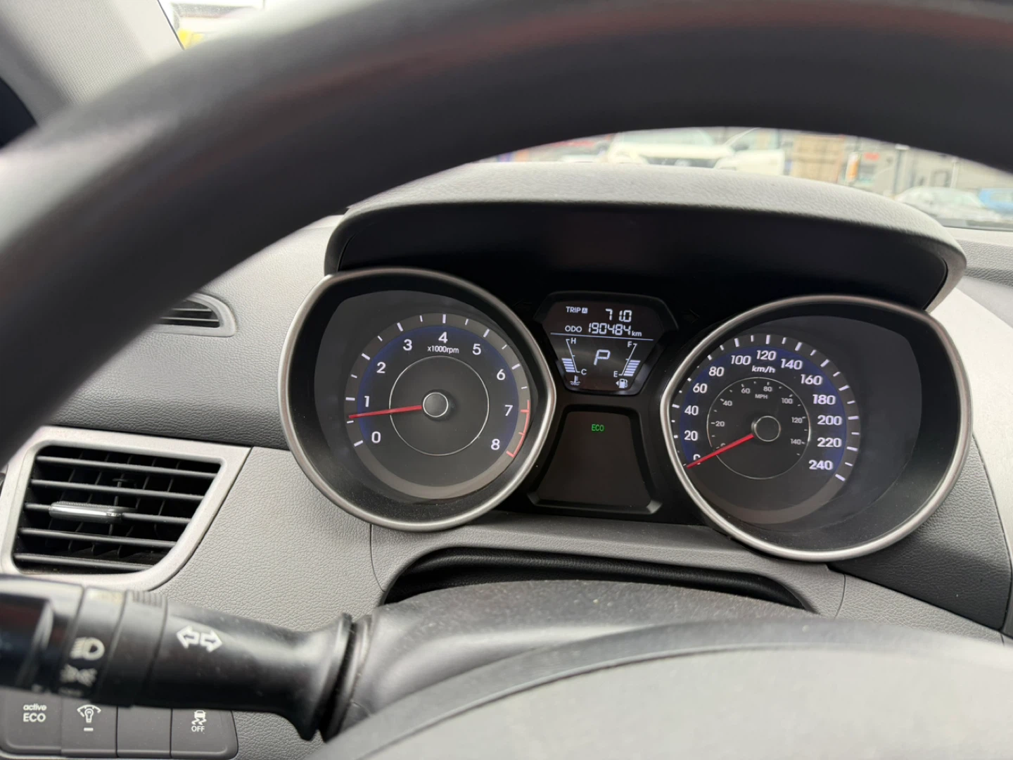 Silver Hyundai Elantra - 190,484 km