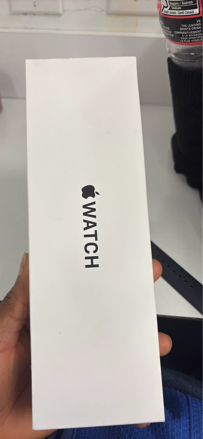 Apple Watch SE 2nd generation 44mm - photo 2