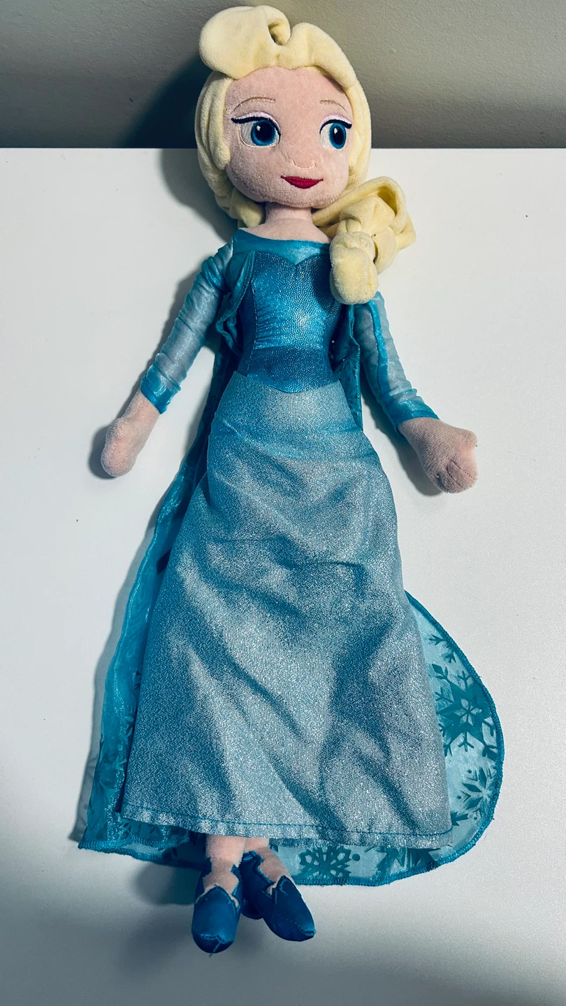 Disney Store Frozen Elsa Plush Doll 20” / 50 cm