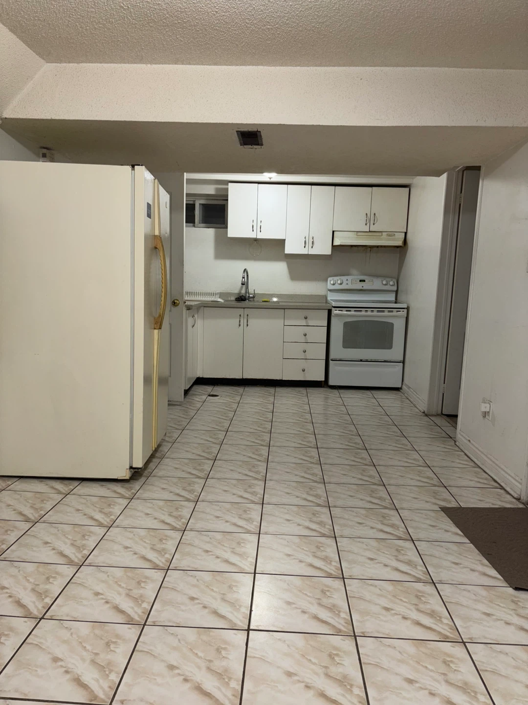 2 Bedroom Basement Apartment for Rent - photo 5