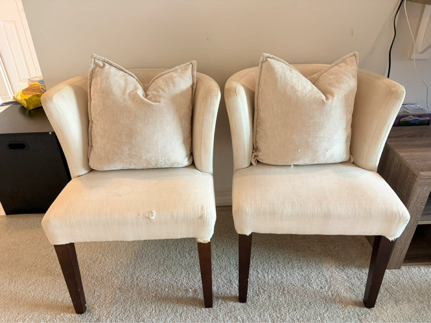 Cream Upholstered Accent Chairs (Set of 2) - photo 4