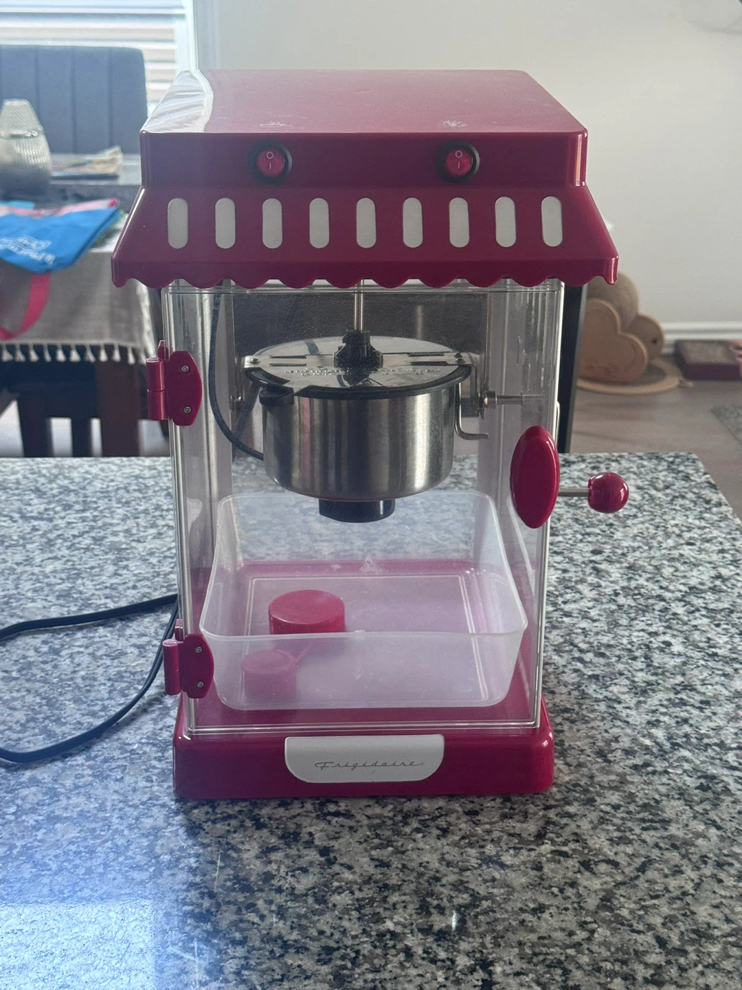 Frigidaire Red Popcorn Maker