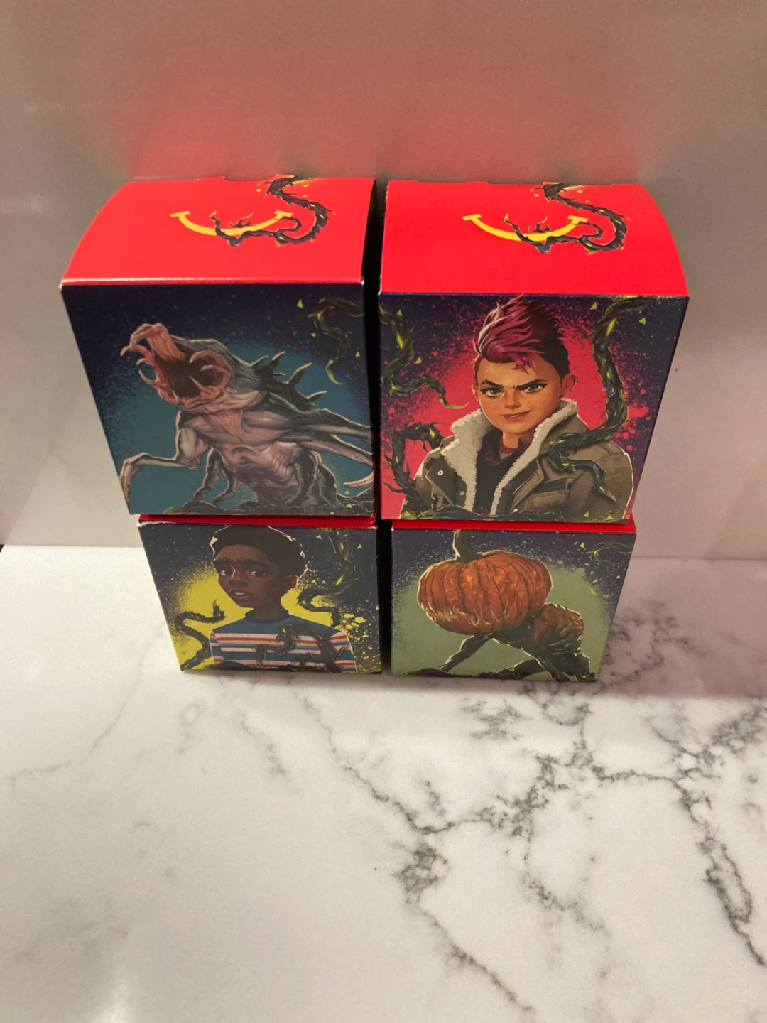 ⚽️McDonald's Happy Meal Box - Stranger Things