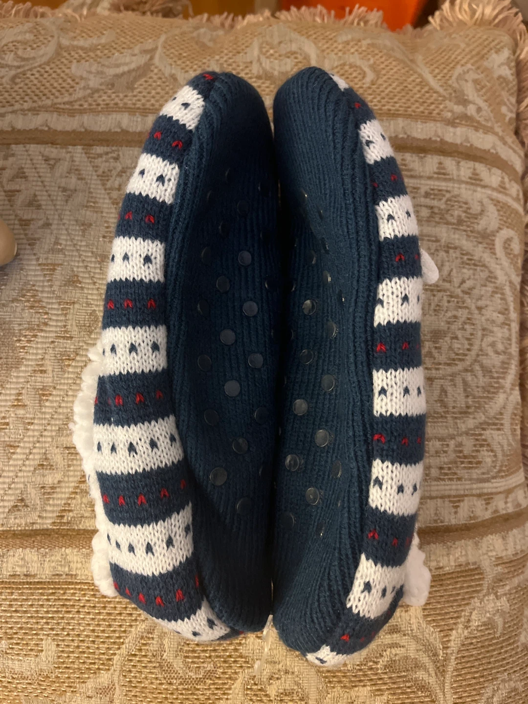 Cozy Striped Slippers with Pom-Poms ⚽ - photo 2