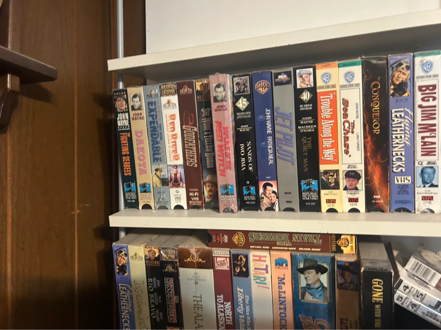 John Wayne VHS - photo 2