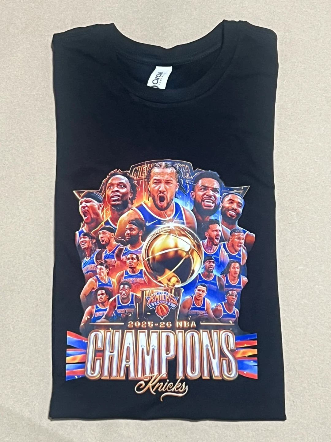 New York Knicks Graphic T-Shirt - photo 2