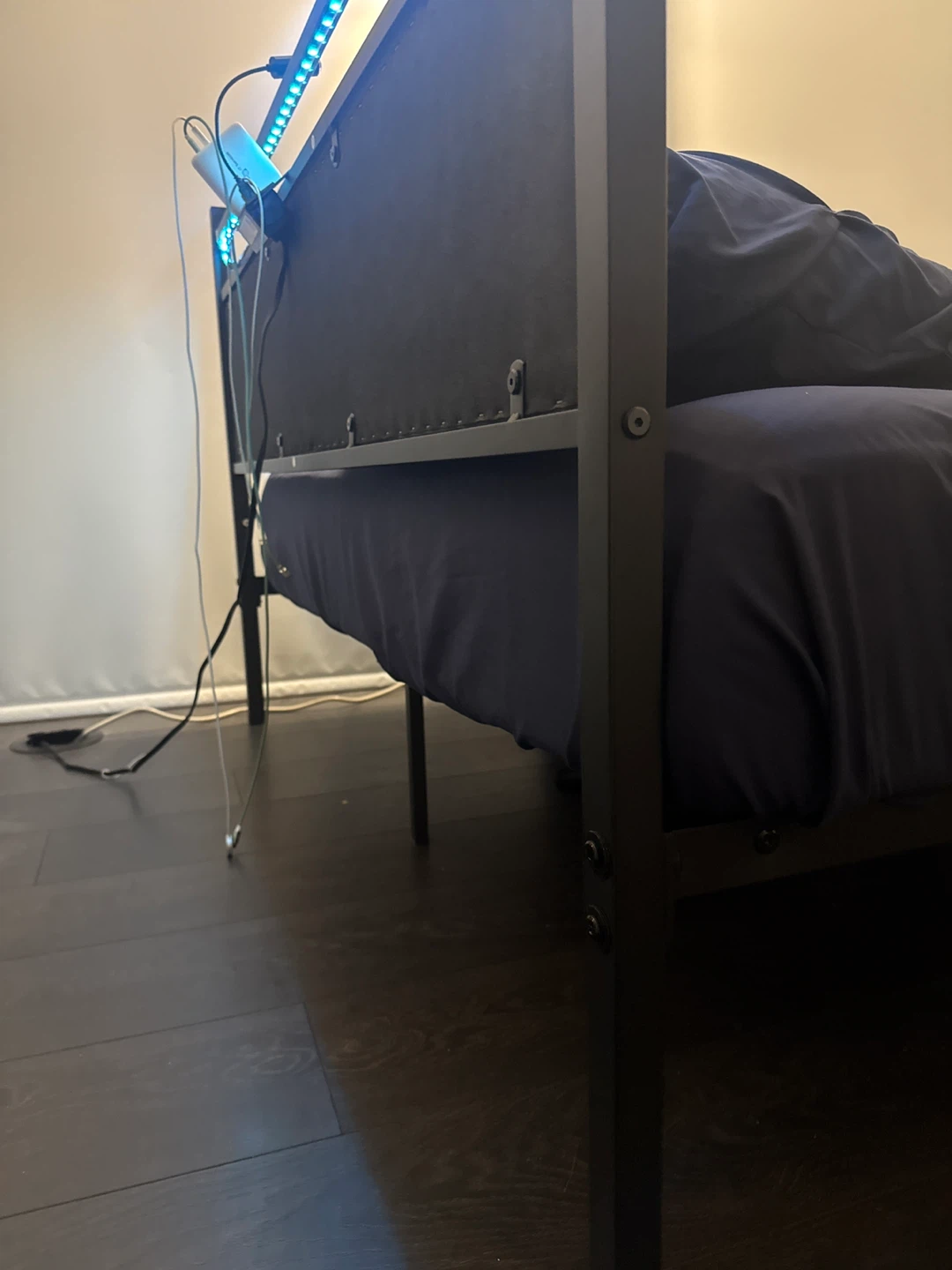 Grey Upholstered Headboard Bed Frame - photo 4