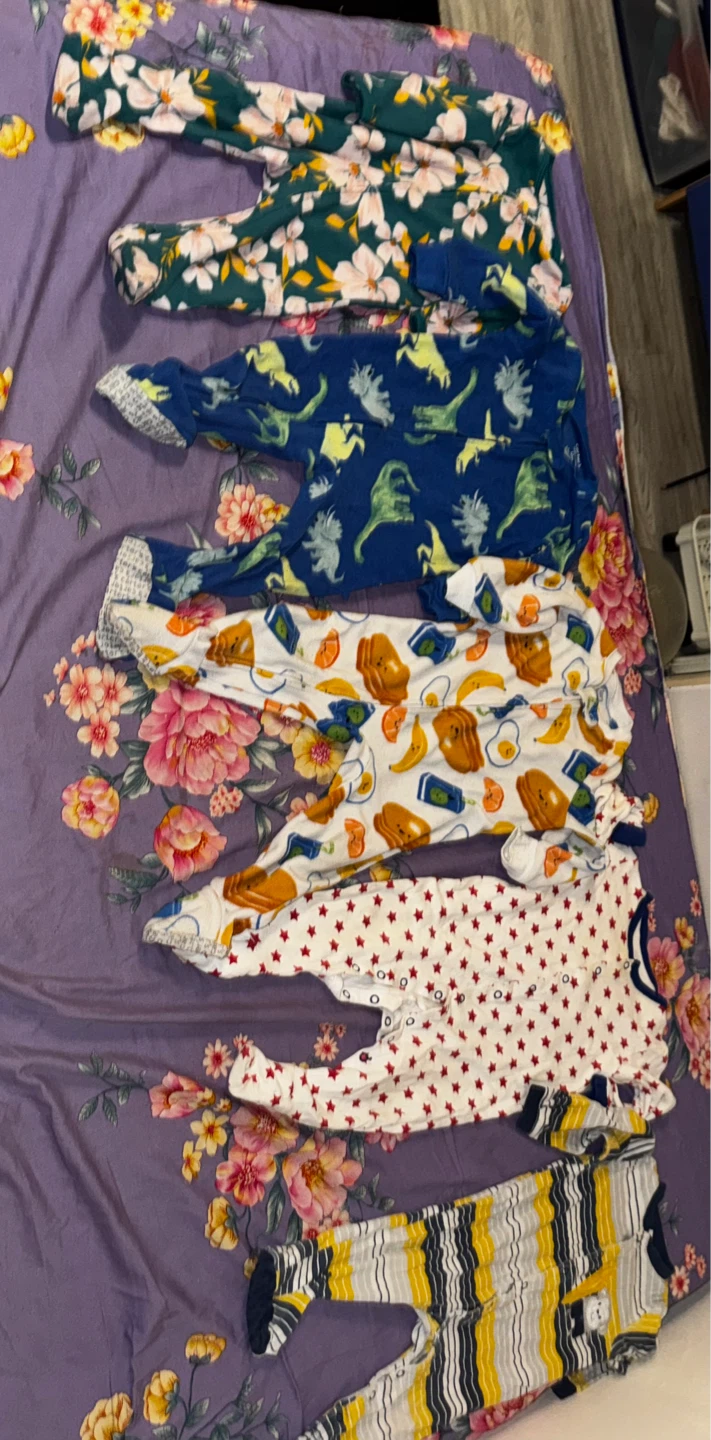 Baby Clothes Bundle    $30 In total - photo 3