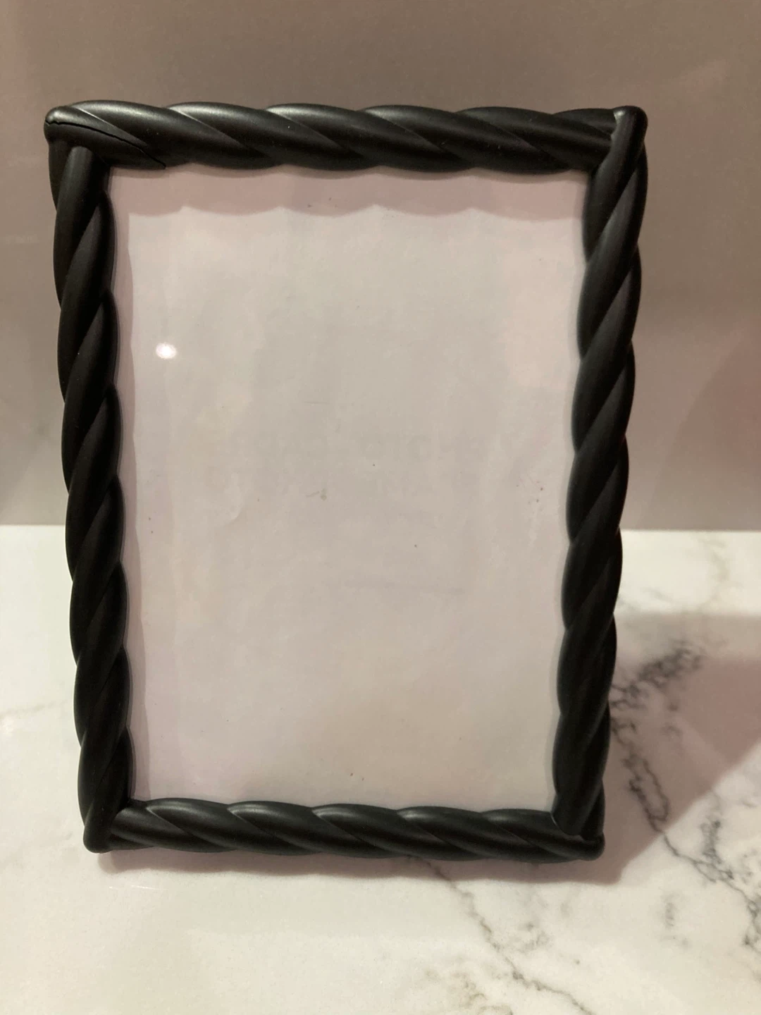 ⚽️Black Twisted Picture Frame